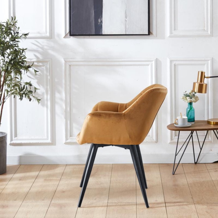 Krzesło tapicerowane do salonu Alaska brązowe nogi czarne pikowane welur