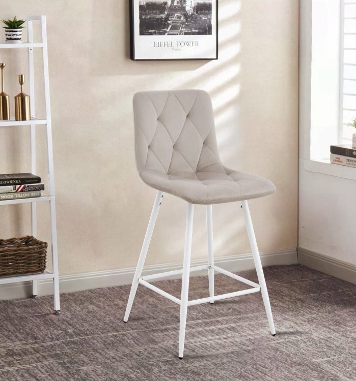 Hoker tapicerowany niski Tom beżowy, nogi białe 65 cm