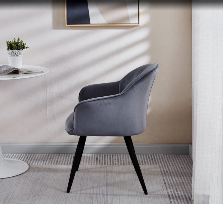 Fotel do salonu Kanada ciemno szare nogi czarne