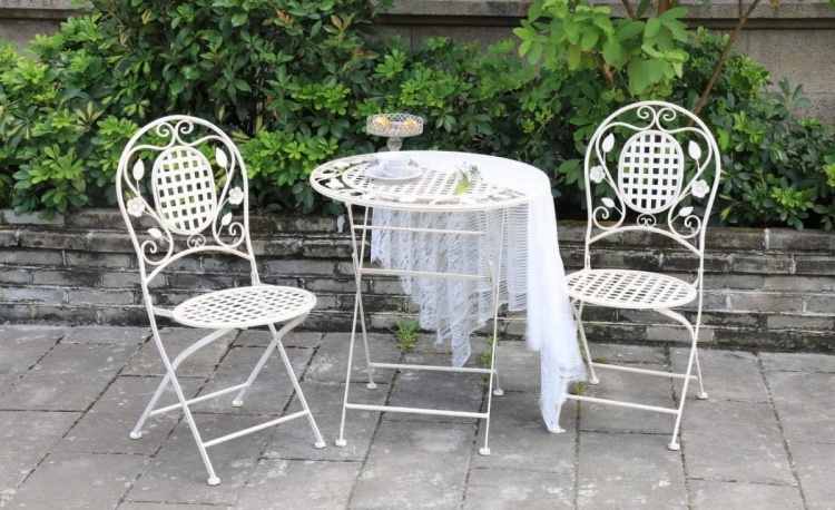 Zestaw mebli balkonowych, prowansalskich Bolio biały vintage