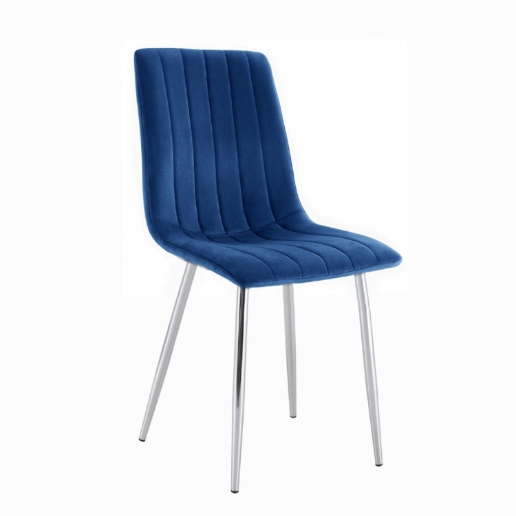 Krzesło tapicerowane Alan granatowe, welur nogi chrom. Widok z przodu, bokiem