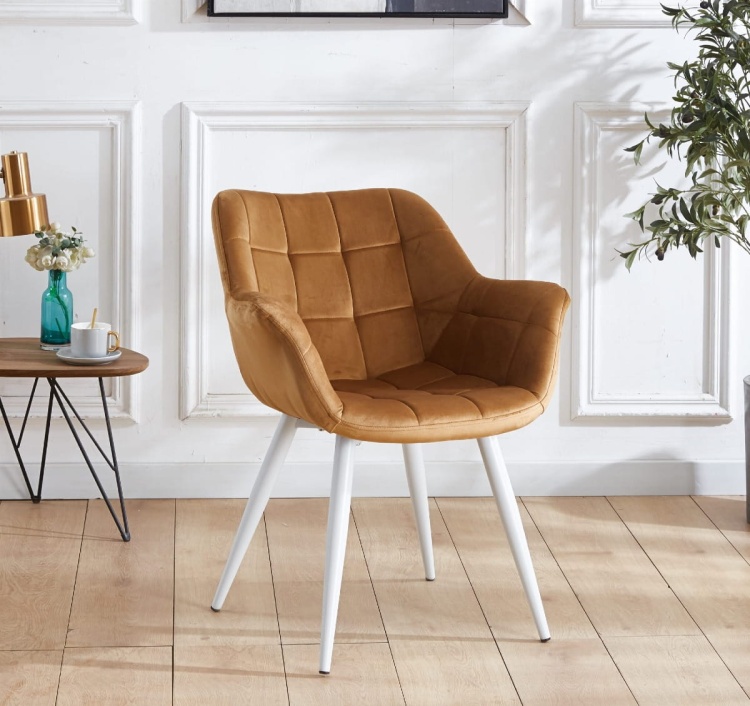 Fotel tapicerowany Alaska brązowy, nogi białe pikowany welur