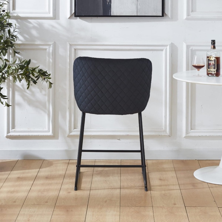 Hoker tapicerowany Colin czarny, nogi czarne 63 cm