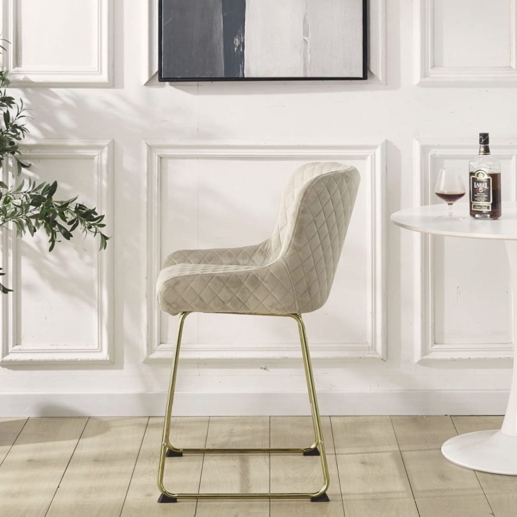 Hoker tapicerowany Colin beżowy, nogi złote 63 cm