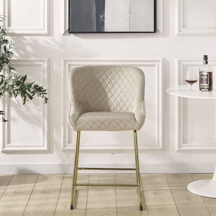 Hoker tapicerowany Colin beżowy, nogi złote 63 cm