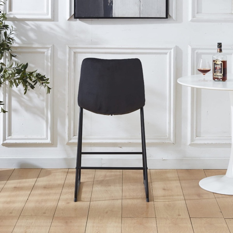 Hoker tapicerowany Maroko czarny, nogi czarne 61 cm