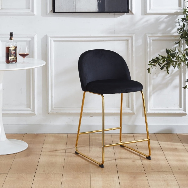 Hoker tapicerowany Odessa czarny, nogi złote 61 cm