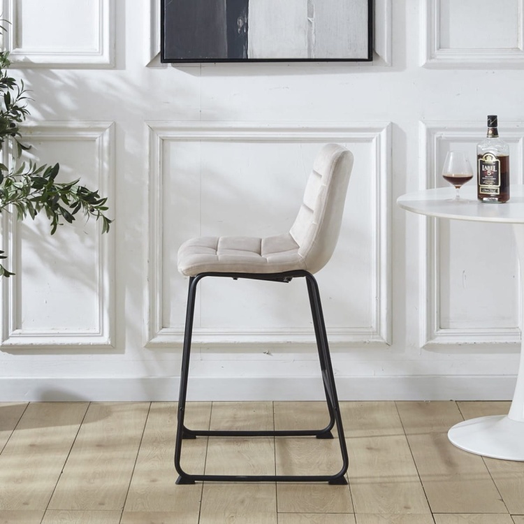 Hoker tapicerowany Maroko beżowy, nogi czarne 61 cm