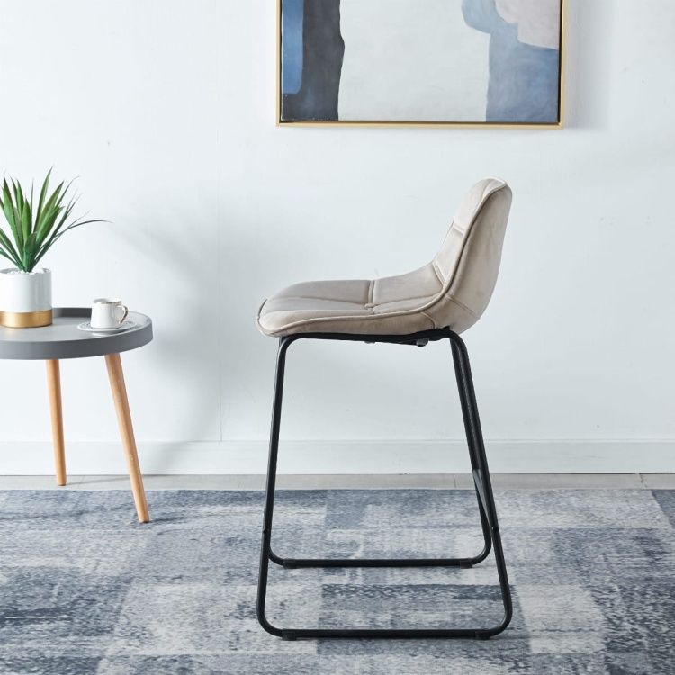 Hoker tapicerowany Neva beżowy, nogi czarne 61 cm