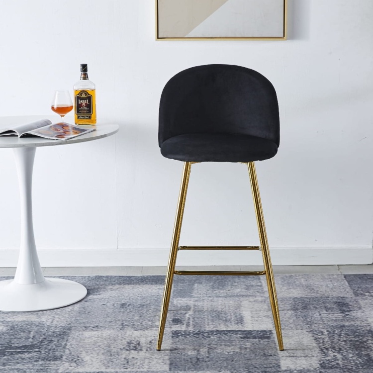 Hoker tapicerowany Odessa czarny nogi złote krzesło barowe welur